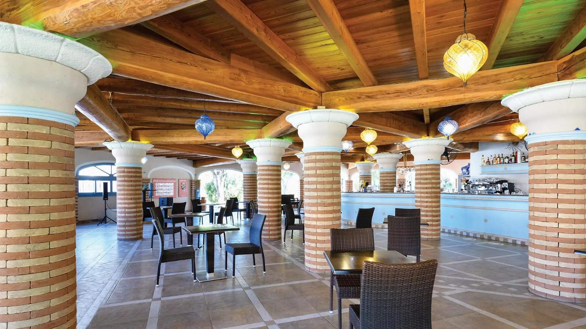 Colostrai Hotel Club 산프리아모